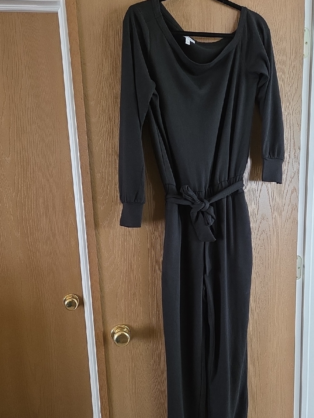 Sofia by sofia vergara Black Long-Sleeve Jumpsuit with Tie Waist